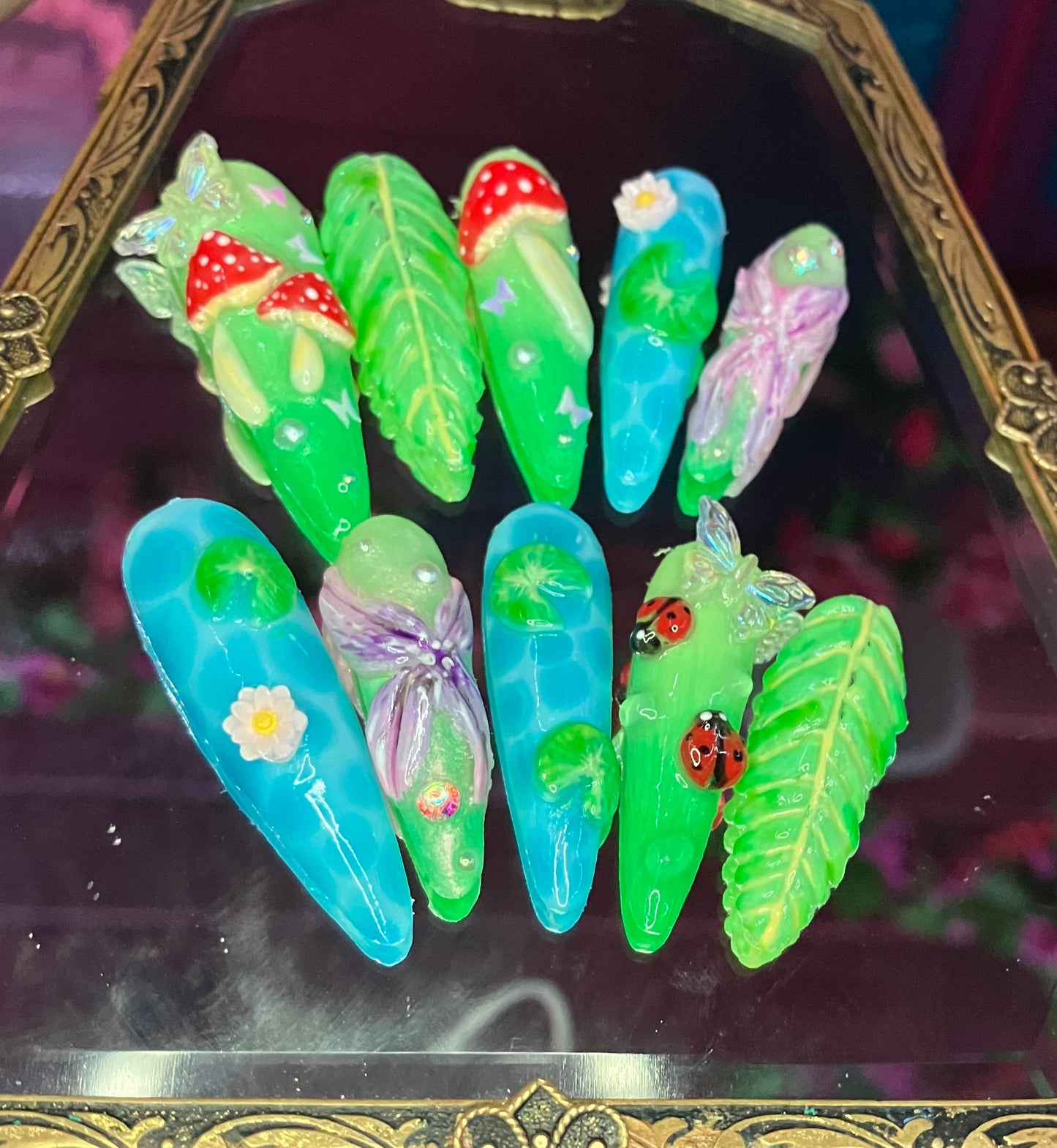 Day at the Pond | Press On Nails