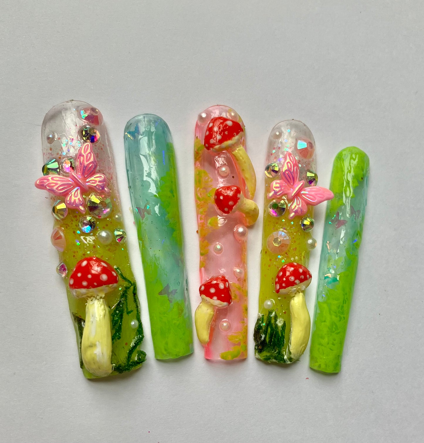 Fantasy 🧚🏽♀️fairy🧚🏽♀️ 🍄mushroom🍄| Press On Nails