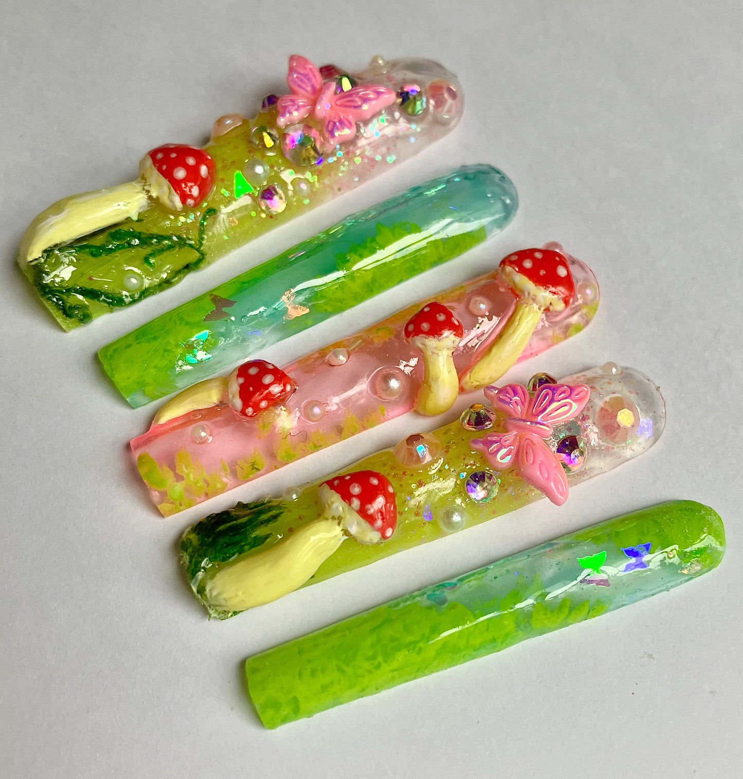 Fantasy 🧚🏽♀️fairy🧚🏽♀️ 🍄mushroom🍄| Press On Nails